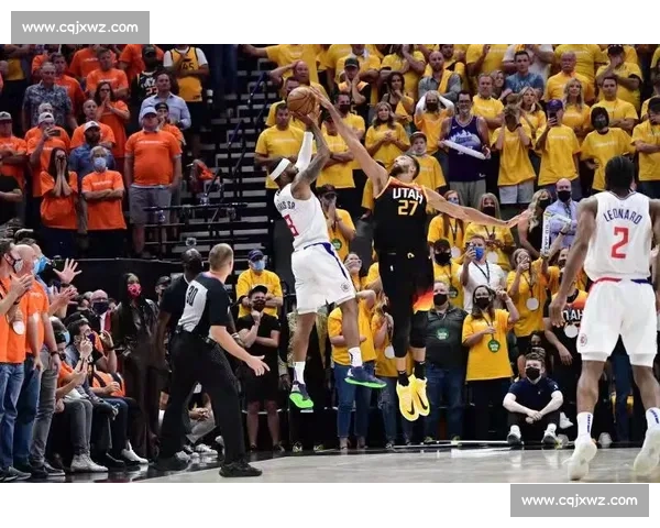 30 米追防难阻泽卡!张琳芃被换背后,海港 6 场 16 球防线裂痕难掩 30 米追防难阻泽卡!张琳芃被换背后,海港 6 场 16 球防线裂痕难掩